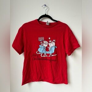 Merry Christmahanakwanzukah Holiday Tee Shirt Size Medium Red Tee Winter Top OC